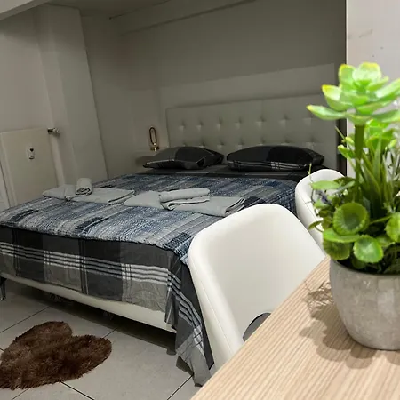 Tiny & Cosy Flat In Комо